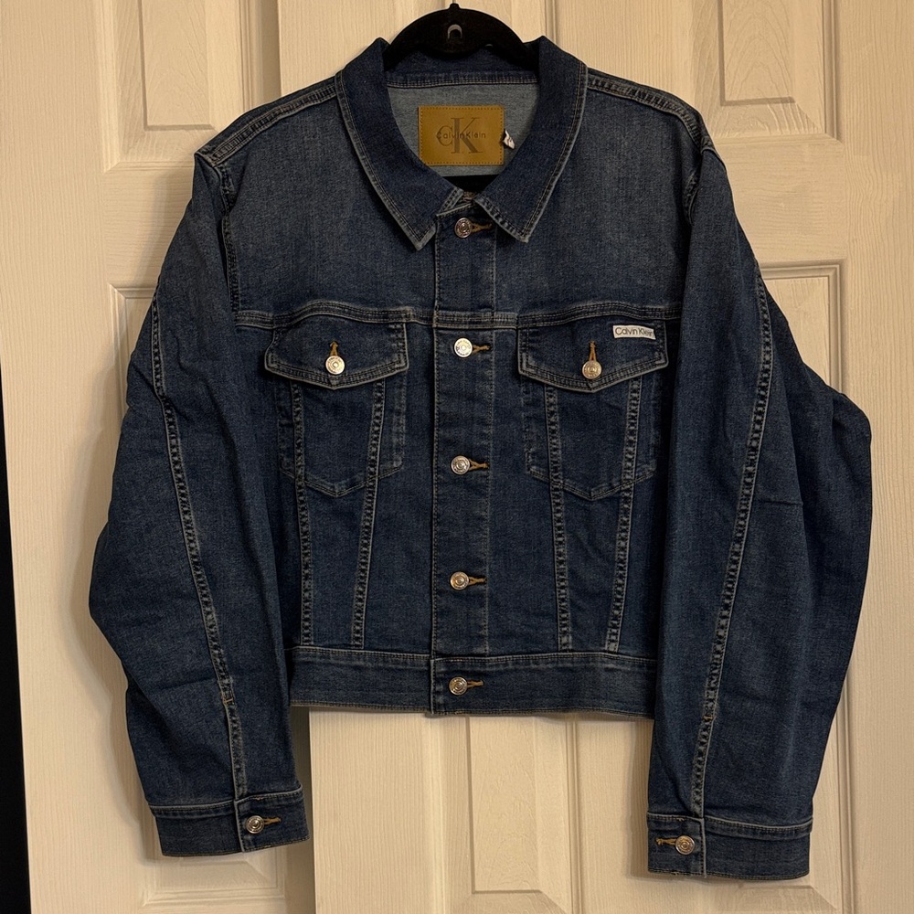Calvin Klein Dark Blue Denim Jacket
New with tickets